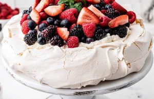 Air Fryer Vanilla Berry Pavlova