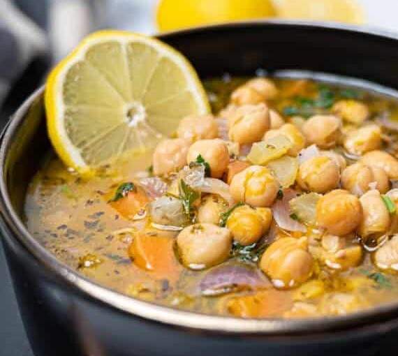 Greek Chickpea Soup with Lemon